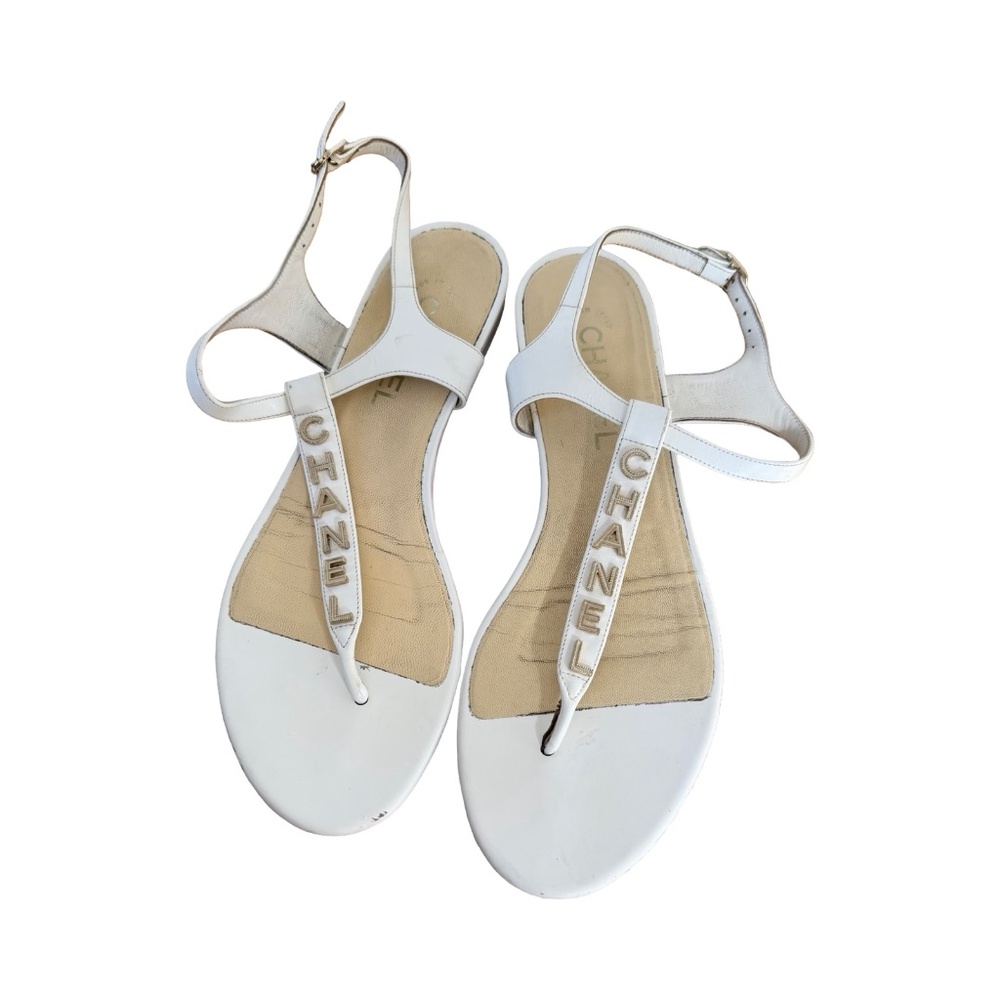 Chanel White Leather Logo Thong Sandals — EU 39.5
